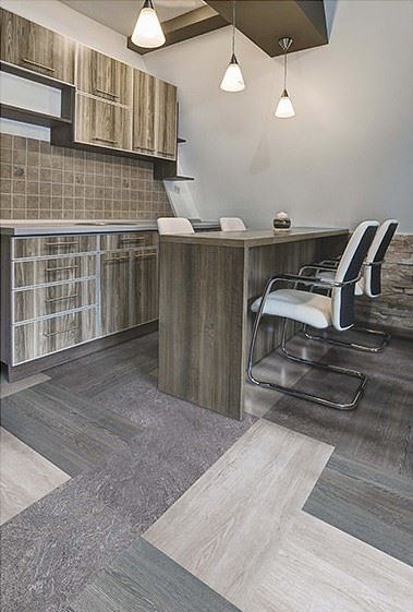 Плитка ПВХ "Tarkett" New Age Serenity (914,4*101,6*2,1 мм) — купить в Екатеринбурге